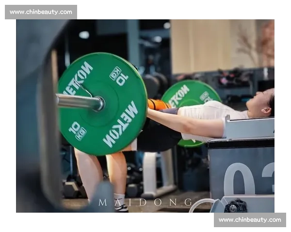 健美运动员比赛前科学脱脂与体型塑造全攻略