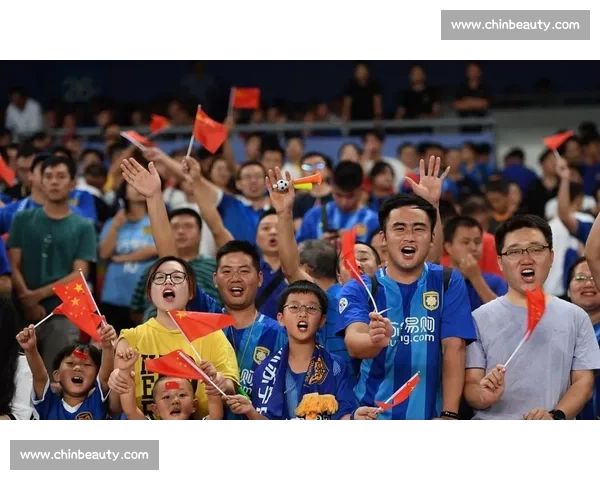 恒大昨日赛场鏖战精彩表现引发球迷热议