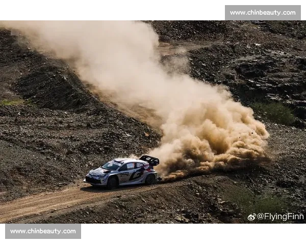 极速穿越泥泞赛道 汽车拉力赛精彩瞬间全记录 极速穿越泥泞赛道 汽车拉力赛精彩瞬间全记录