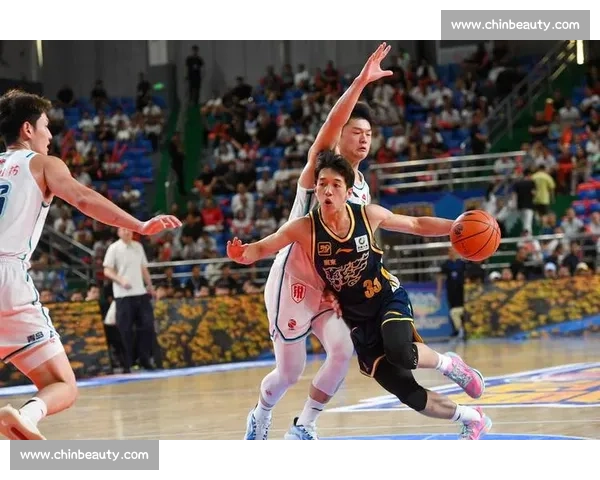 体育临场状态分析：如何在比赛中应对突发情况与提升表现